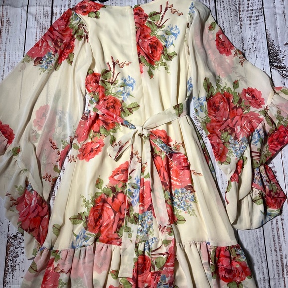 Betsey Johnson Cream Floral Long Sleeve Dress - Picture 4 of 4